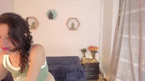 Paloma  online show from January 2025 11:58:02 PM