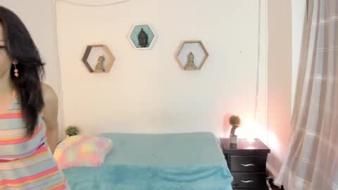 Paloma  online show from March 2025 05:36:02 PM