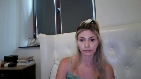 Snapshot of pamela051087 chatting on June 2026 02:59:02 PM Pamela051087 online show from June 2026 02:59:02 PM