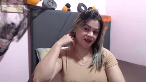 Snapshot of pamela_echeverria chatting on October 2025 10:27:02 AM pamela_echeverria online show from October 2025 10:27:02 AM