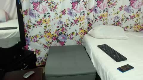 Snapshot of pamela_vasquez chatting on January 2025 12:39:01 AM diana online show from January 2025 12:39:01 AM