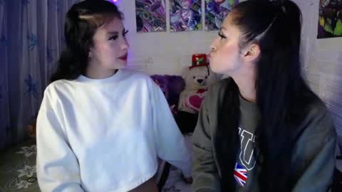 Pamela Reyess online show from November 2025 08:22:02 AM