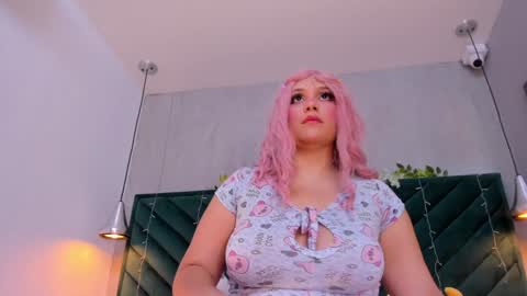 Pamela  online show from January 2025 12:04:02 PM