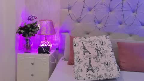 TELL ME PAMELLA AND GIVE ME A GOOD GRADE ITS IMPORTANT online show from October 2025 12:04:02 PM