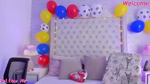 Snapshot of pamelamiler_ chatting on July 2026 12:40:01 PM TELL ME PAMELLA AND GIVE ME A GOOD GRADE ITS IMPORTANT online show from July 2026 12:40:01 PM