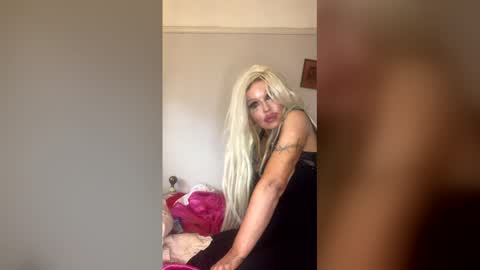 Snapshot of pammybarbwire chatting on May 2026 06:16:02 PM Pammy Barbwire online show from May 2026 06:16:02 PM