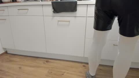 pampersandspanking online show from February 2026 05:32:01 PM