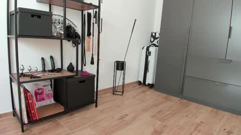 pampersandspanking online show from March 2026 12:40:01 PM