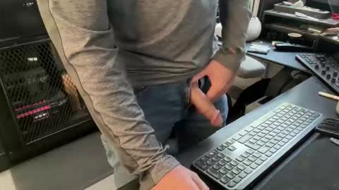 pancholopezrifa online show from April 2026 06:09:01 PM