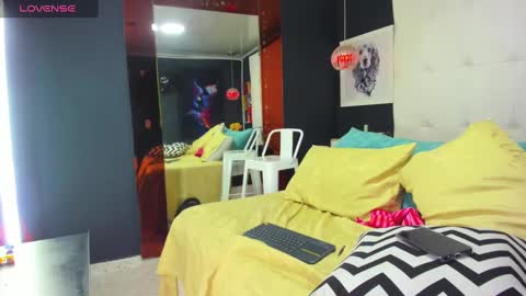 ---Pandora--- online show from December 2024 04:59:02 PM