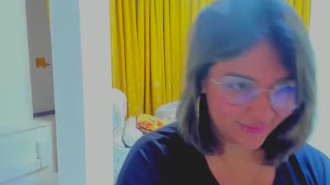 Snapshot of pandoracherry chatting on January 2025 03:40:01 AM Pandora online show from January 2025 03:40:01 AM