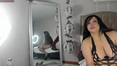 Snapshot of pandorakarl chatting on May 2026 09:28:01 AM PandoraKarl online show from May 2026 09:28:01 AM