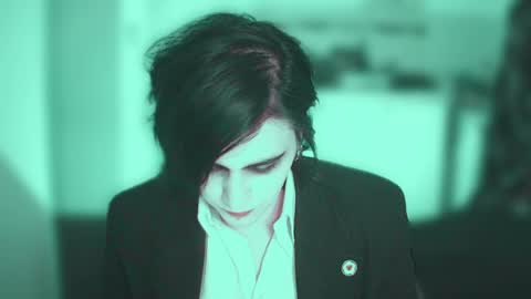 In bio online show from April 2026 07:29:01 PM