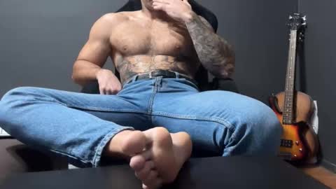 Oleg online show from November 2025 04:00:02 AM