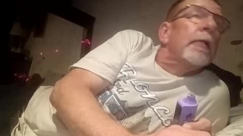 a online show from October 2025 09:06:02 AM