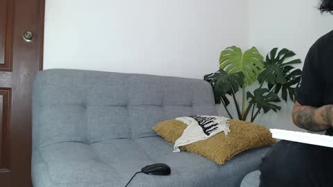 Snapshot of pantyhose_xxx_ chatting on December 2024 04:17:01 PM pantyhose_xxx_ online show from December 2024 04:17:01 PM