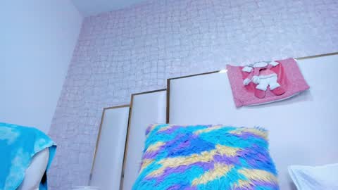 Snapshot of paolaa_rodriguez chatting on December 2024 04:08:02 PM Paola online show from December 2024 04:08:02 PM