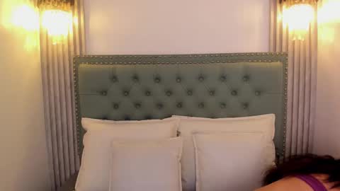 Snapshot of paolab_g chatting on March 2025 11:32:01 AM online show from March 2025 11:32:01 AM