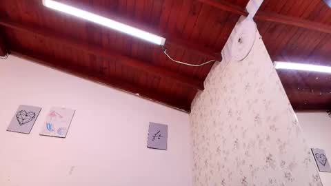 Paola online show from February 2025 09:16:02 AM