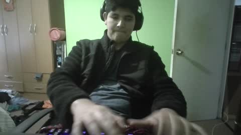 Snapshot of papitowilly999 chatting on May 2026 07:08:01 PM Papito online show from May 2026 07:08:01 PM