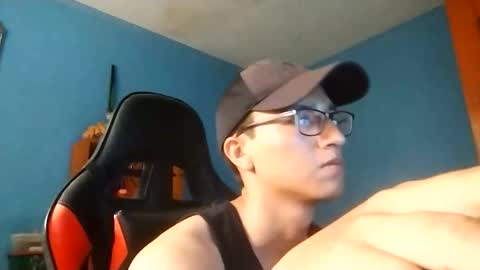 papuh2007 online show from April 2026 04:21:02 PM