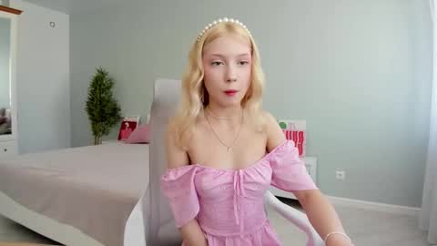 Melena online show from October 2025 08:33:02 AM