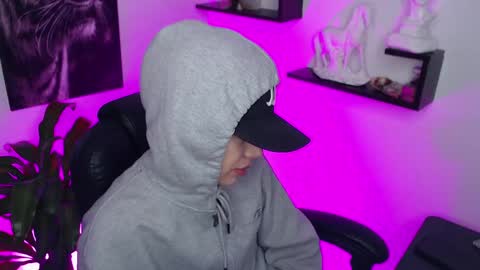 Paris D angelo online show from March 2025 01:22:01 AM