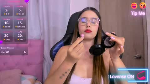 Snapshot of parisshayk chatting on April 2026 06:05:02 PM Paris online show from April 2026 06:05:02 PM