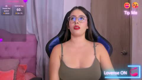 Snapshot of parisshayk chatting on May 2026 06:46:01 PM Paris online show from May 2026 06:46:01 PM