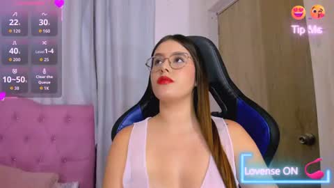 Snapshot of parisshayk chatting on July 2026 06:24:02 PM Paris online show from July 2026 06:24:02 PM