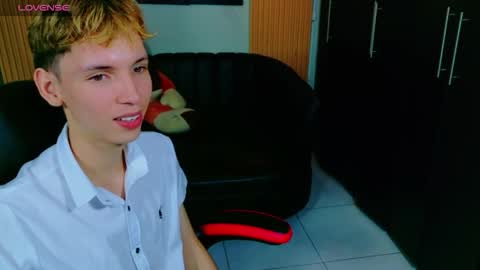 Snapshot of park_jimin1 chatting on November 2025 03:12:02 PM park_jimin1 online show from November 2025 03:12:02 PM