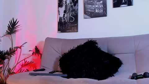 parker lavine online show from November 2025 01:18:01 AM