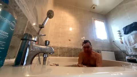 pascalou02 online show from November 2025 12:26:01 PM