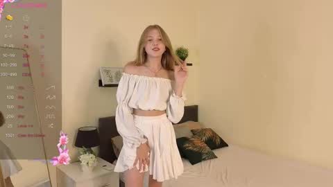 Vicki online show from September 2025 10:05:02 AM