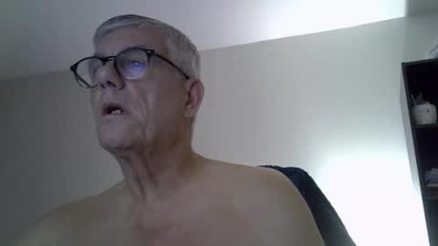 patrick5275 online show from October 2025 05:24:01 AM