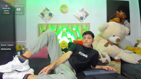 Snapshot of patrick_sanzzz chatting on November 2025 02:00:02 AM Patrick online show from November 2025 02:00:02 AM