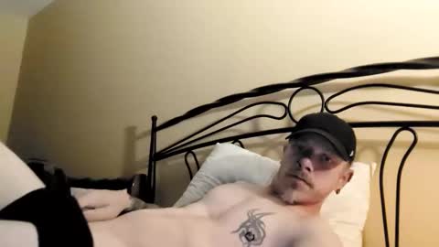 Snapshot of patrickgauvreau666 chatting on November 2025 08:24:02 PM Charles Tremblay online show from November 2025 08:24:02 PM