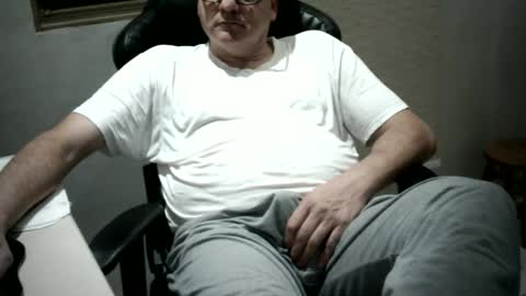 Snapshot of pattrom chatting on May 2026 01:58:02 AM Patrom online show from May 2026 01:58:02 AM