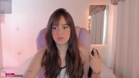 Snapshot of pau_cute chatting on March 2025 09:56:01 PM Sofa online show from March 2025 09:56:01 PM
