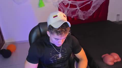 Paull George online show from October 2025 01:57:02 PM