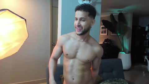 Paul online show from March 2026 01:05:02 AM