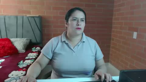 paula__117 online show from April 2026 07:11:02 PM