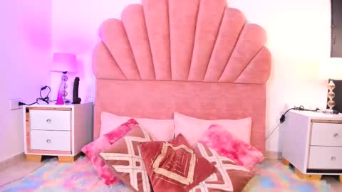 Paula   online show from March 2026 12:01:02 PM