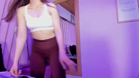 paula_miler1 online show from April 2026 02:06:02 PM