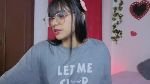 Snapshot of paulacutexs chatting on June 2026 06:52:02 AM Paula online show from June 2026 06:52:02 AM