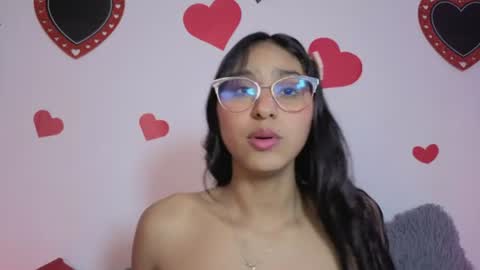 Snapshot of paulacutexs chatting on June 2026 04:34:01 AM Paula online show from June 2026 04:34:01 AM