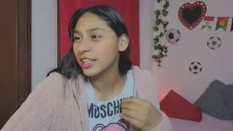 Snapshot of paulacutexs chatting on July 2026 06:09:01 AM Paula online show from July 2026 06:09:01 AM