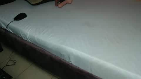 Snapshot of paulahlyn chatting on April 2026 04:30:02 AM paualah online show from April 2026 04:30:02 AM