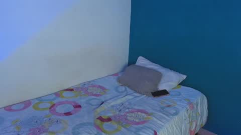 Snapshot of paulin01_ chatting on April 2026 04:36:02 PM Paulina online show from April 2026 04:36:02 PM