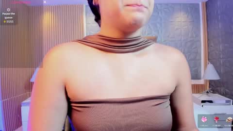 Paulina  online show from March 2026 12:27:02 PM